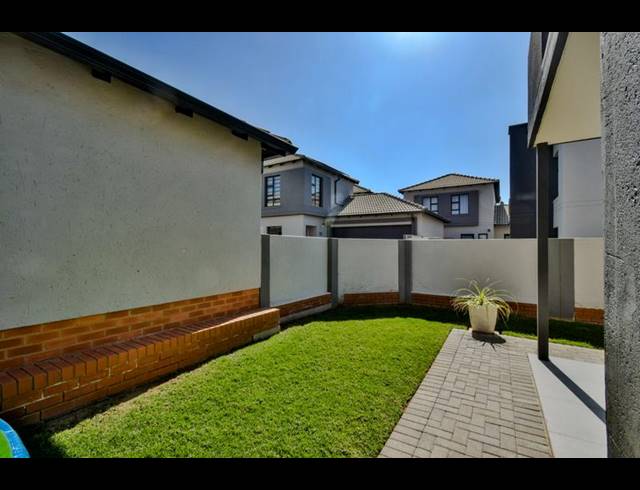 3 BEDROOM TOWNHOUSE FOR SALE IN MONTANA